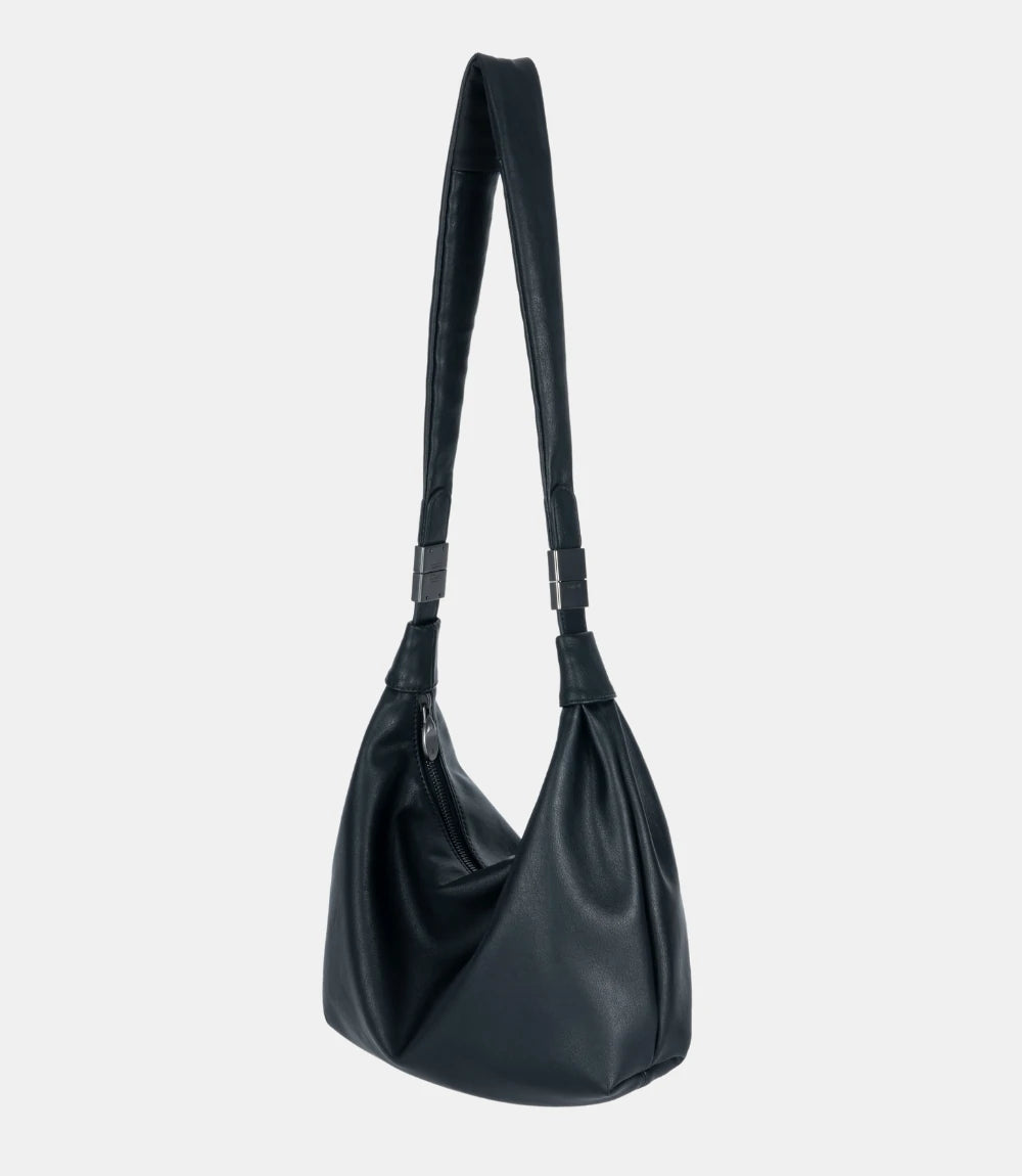 Casual single-shoulder wear – Black Slouchy Cloud Hobo Bag with soft leather draping for an effortless silhouette.