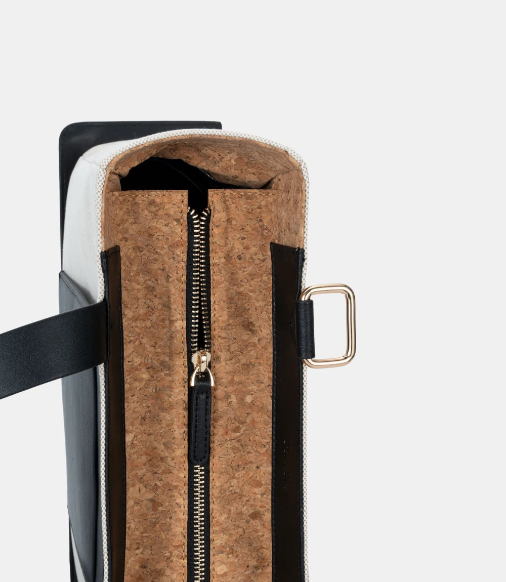 Secure zip-top closure with cork-textured interior lining – blending sustainability with stylish functionality.